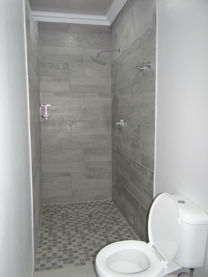 Credo Guest House Bloemfontein Bagian luar foto