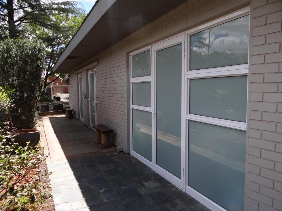 Credo Guest House Bloemfontein Bagian luar foto